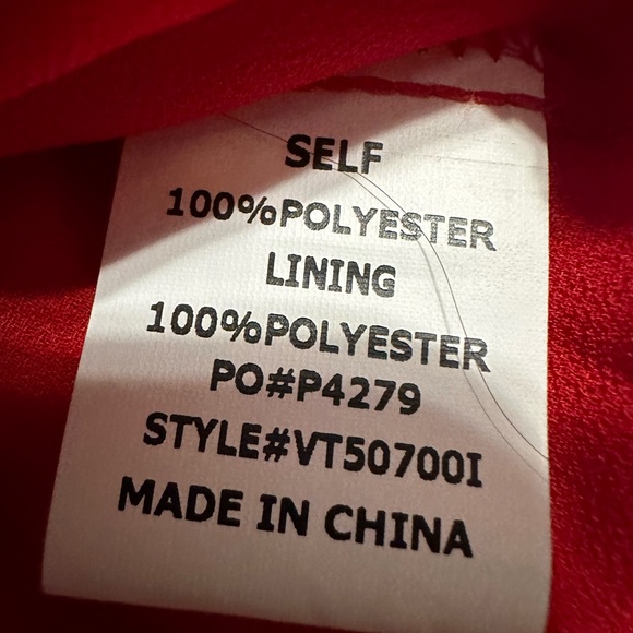 NWOT red top - Picture 9 of 9
